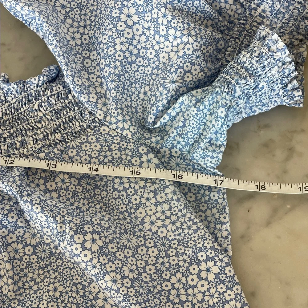 J. CREW Liberty Jacqueline Fabric Blue White Floral Puff Sleeve Smocked Blouse M