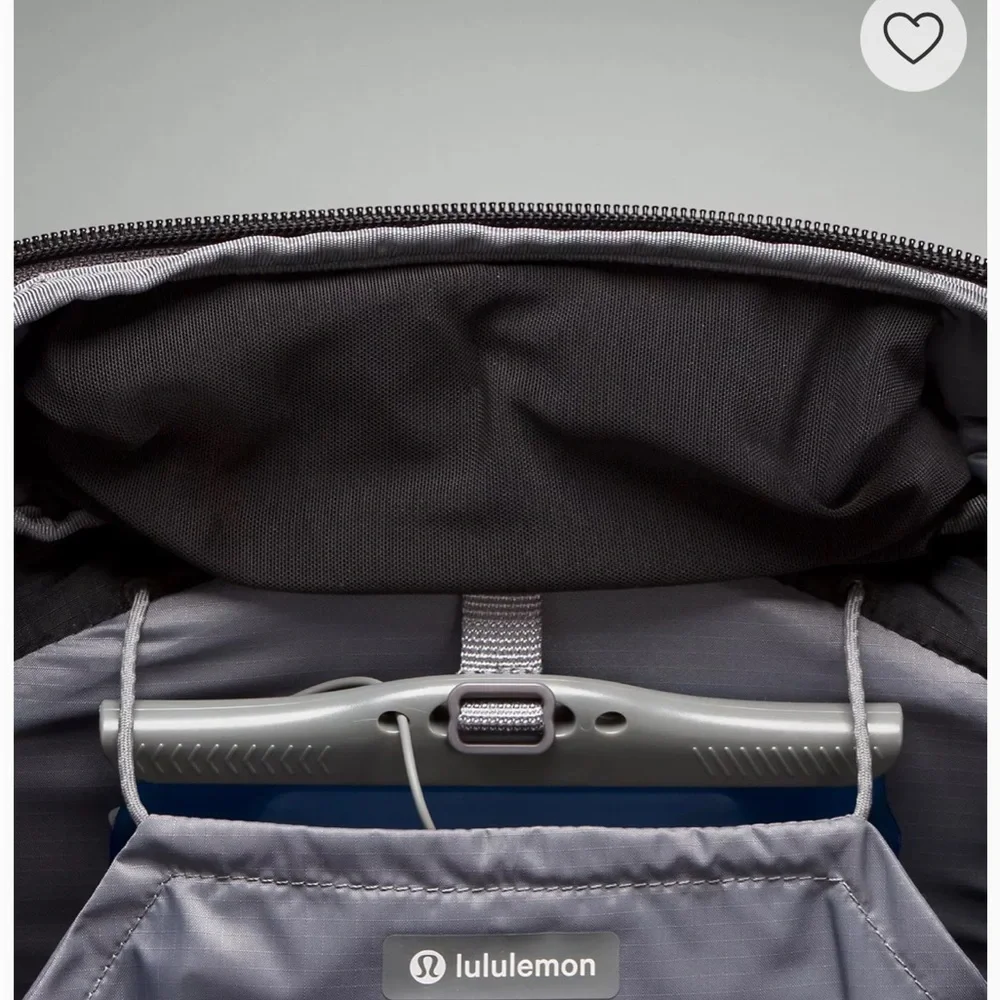 lululemon athletica sternum straps