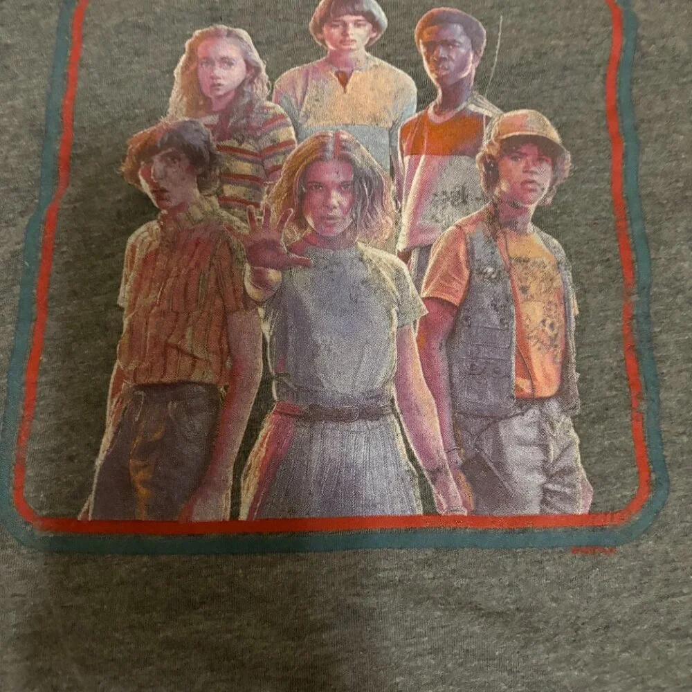 Stranger Things Graphic T Shirt Small 6-7 Old Navy Short Sleeve Gray Cotton