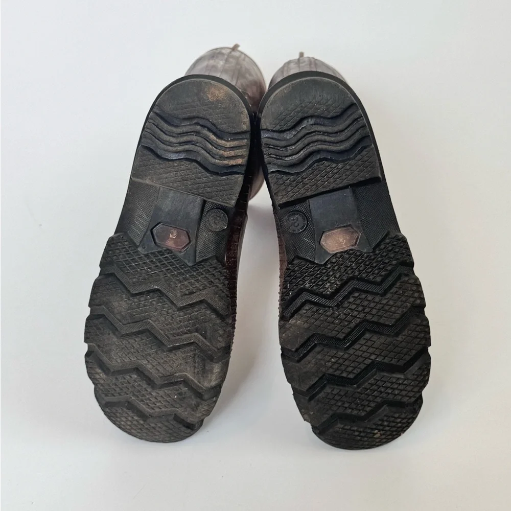 Kamik camo bottom use
