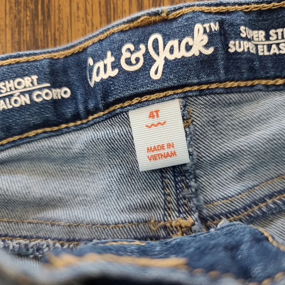 Cat & Jack this 4t