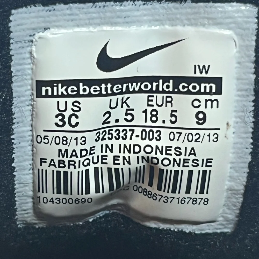 Nike authentic baby