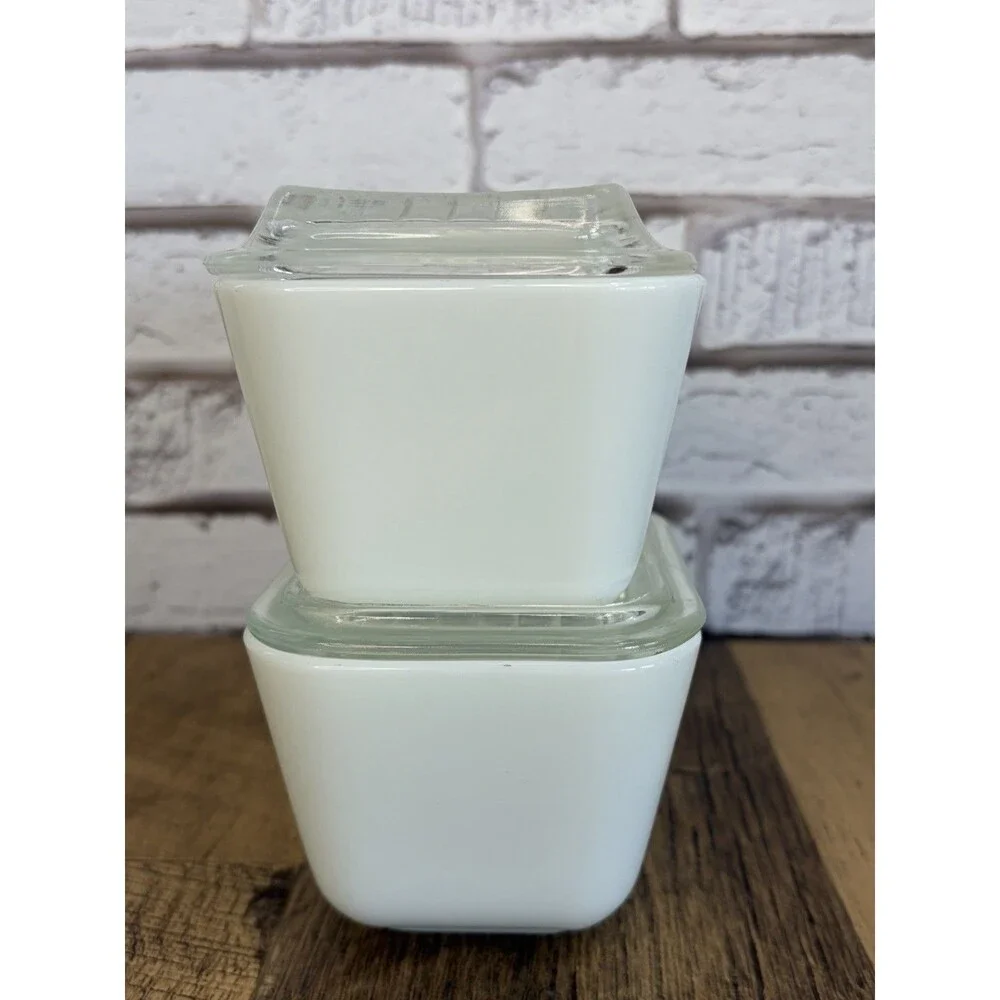Pyrex absolutly mint