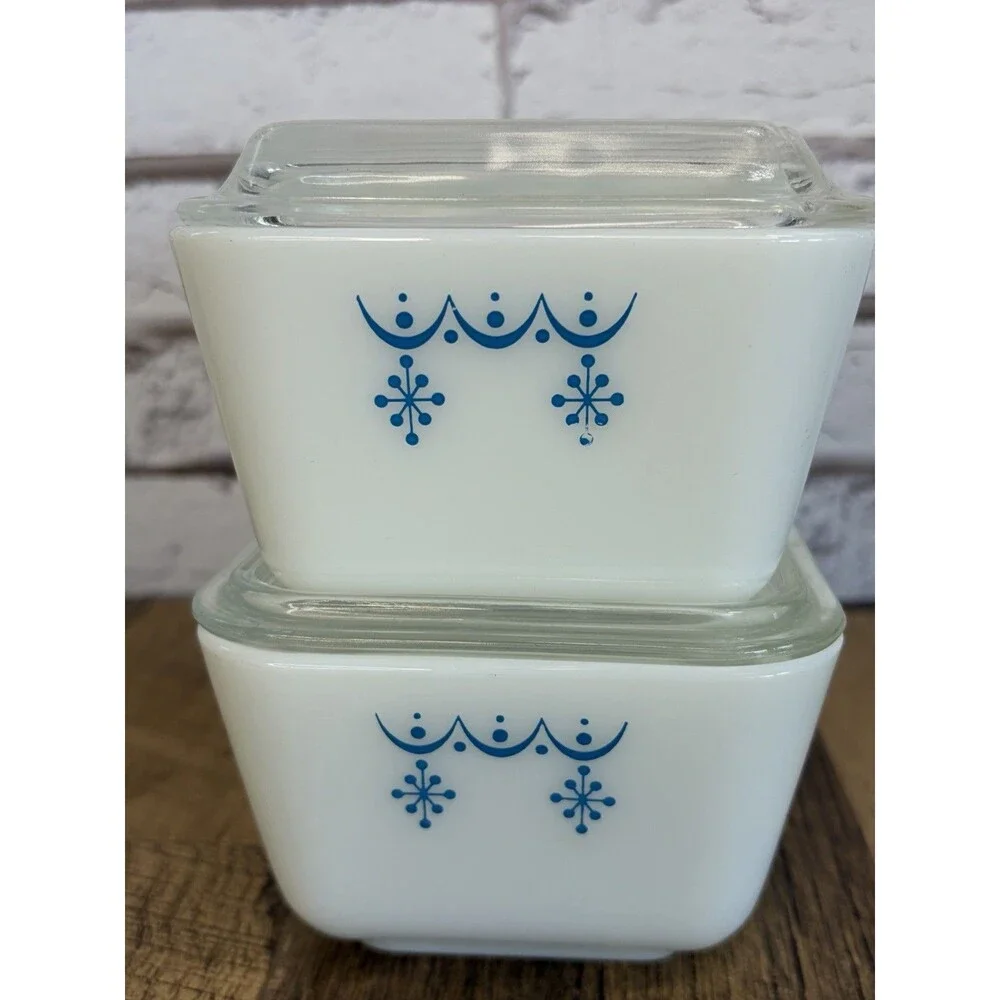 Pyrex absolutly mint