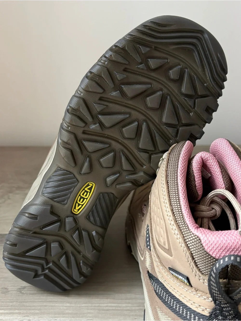 Keen targhee iv