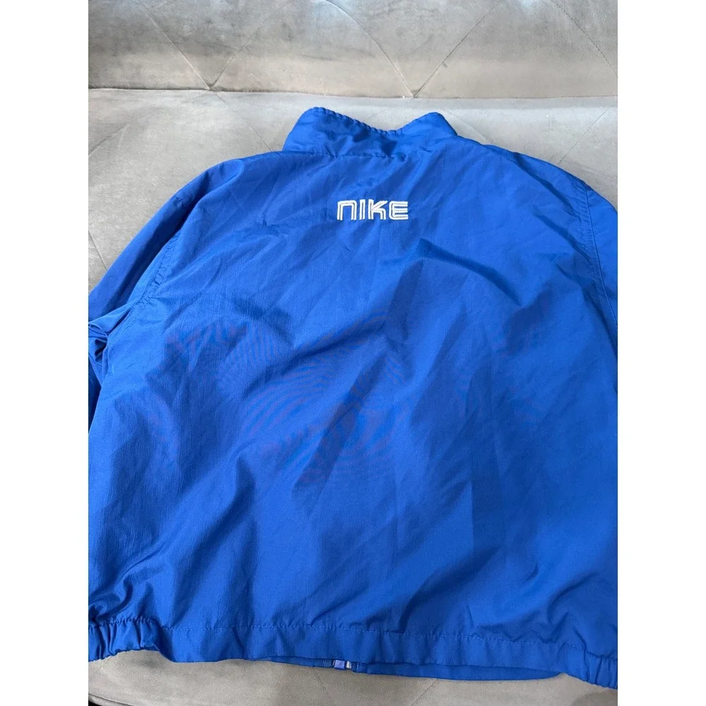 Nike vintage windbreaker