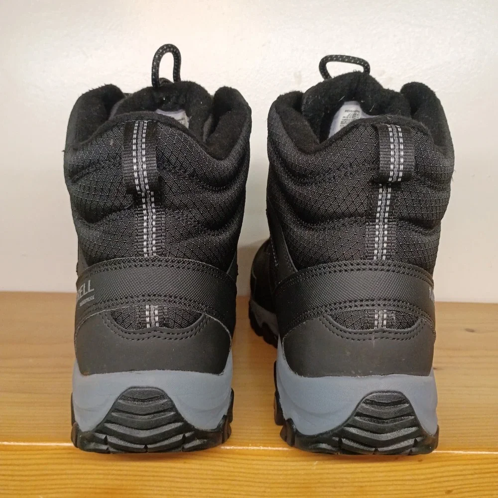 Merrell thermo akita