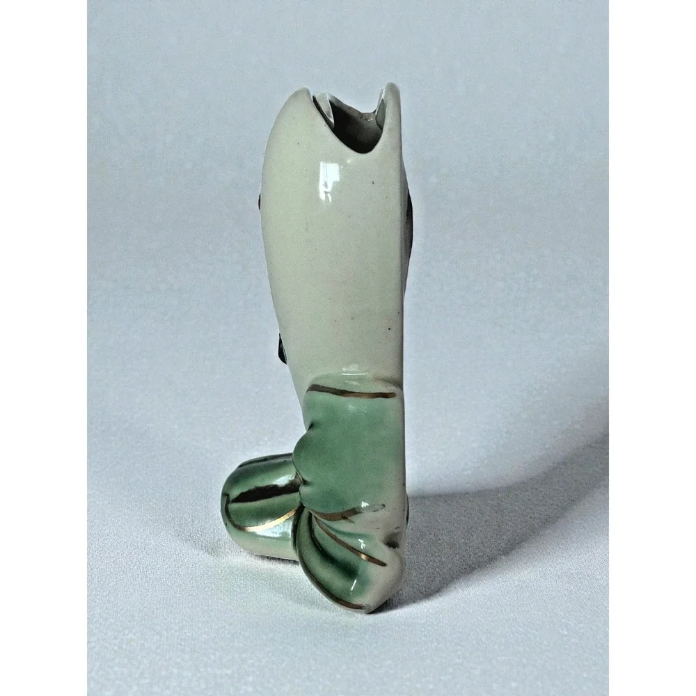 Vintage Ceramic‎ Wall Pocket Vase – Floral Design – Made in USA – 6