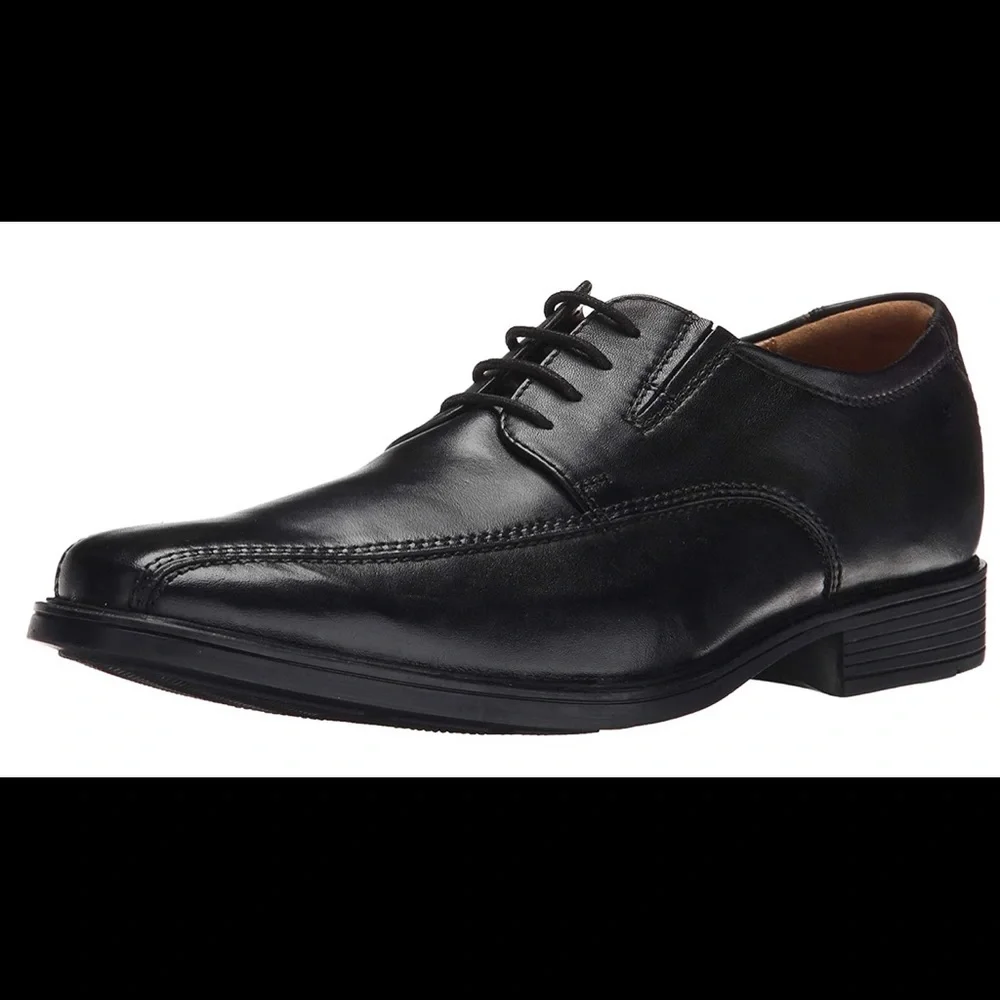 Clarks 100% leather