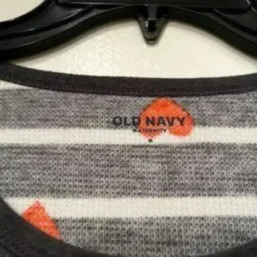 Heart-Themed‎ Maternity Pajamas by Old Navy Size Medium (Gently-Used)