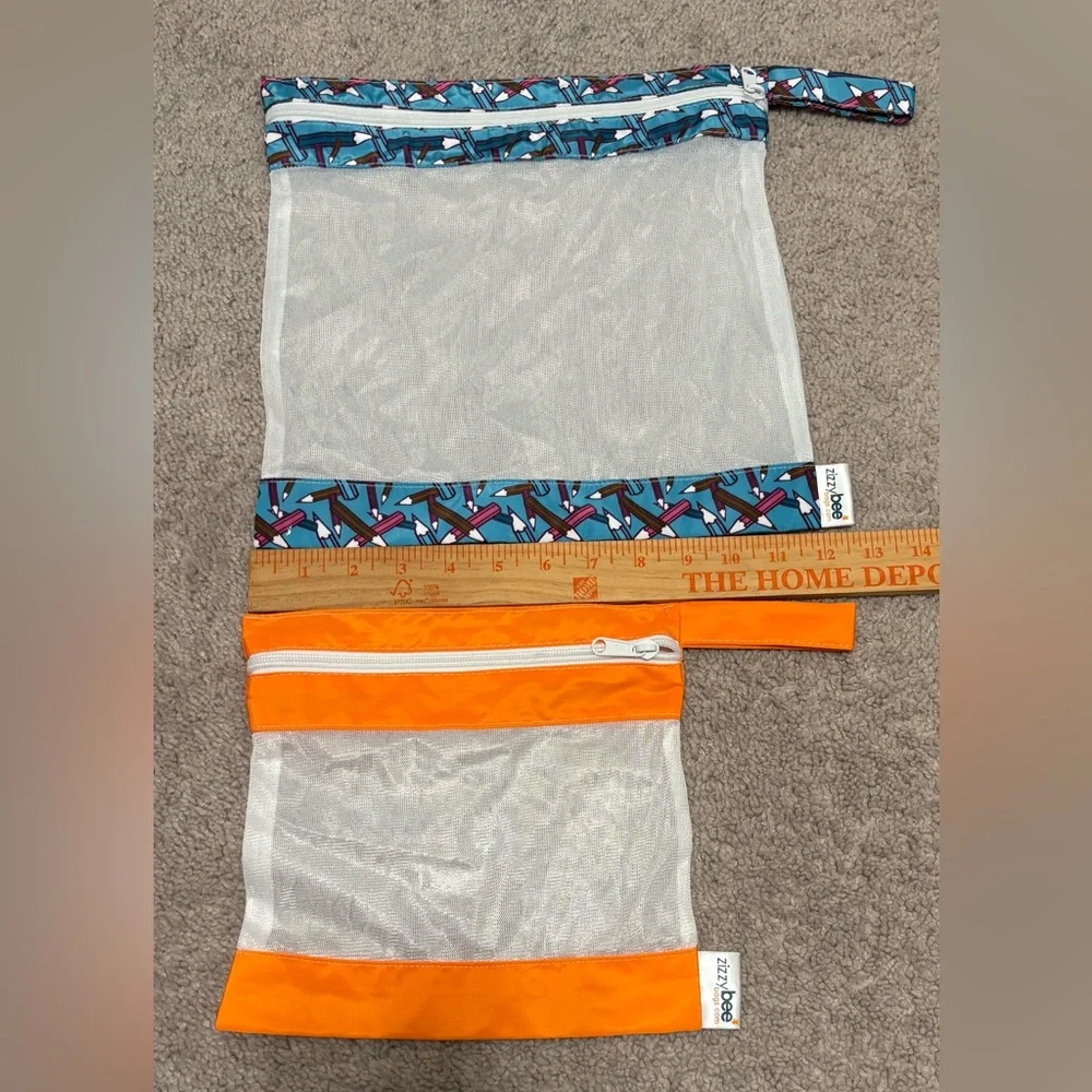 N/A zizzybee bags
