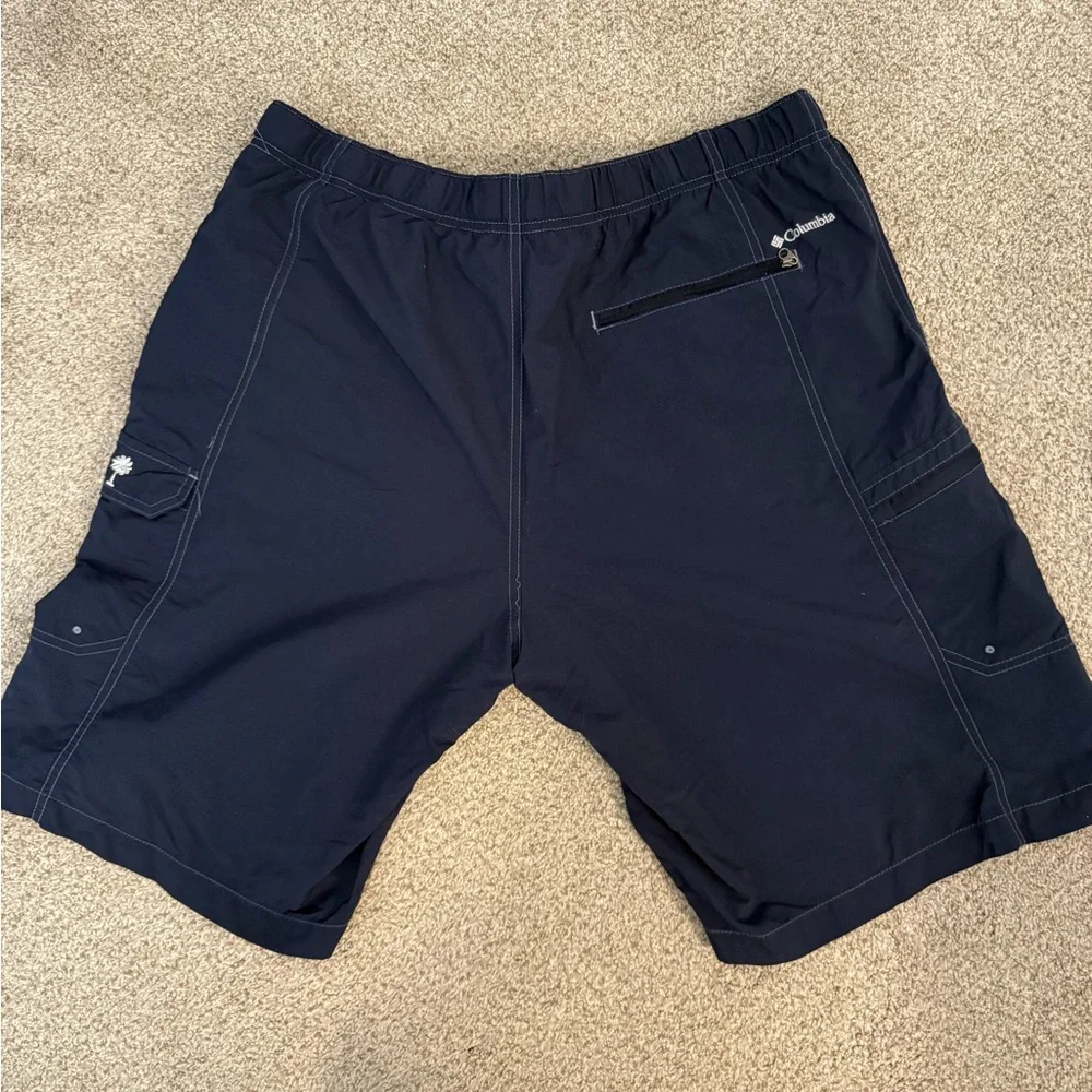 Columbia stylish navy