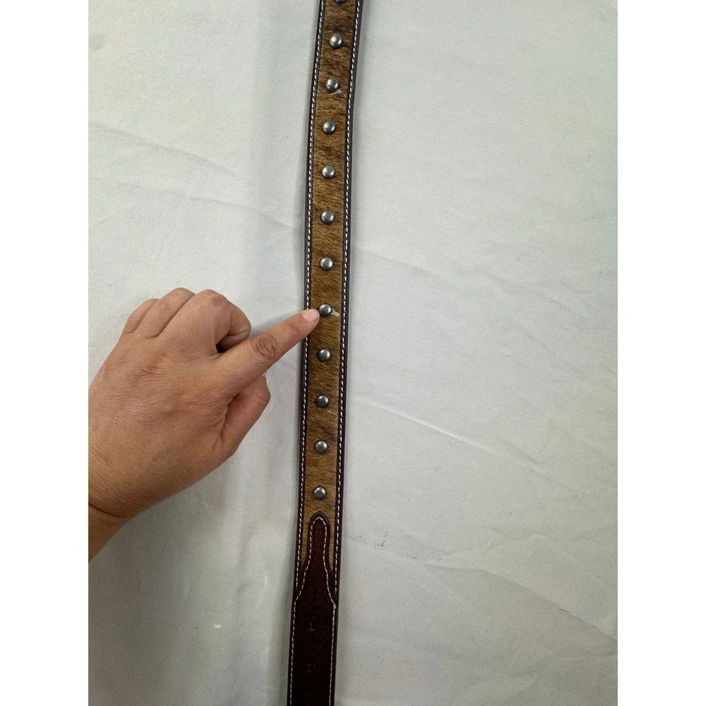 Ariat belt make