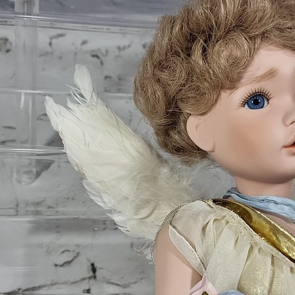 Ellenbrooke Sweet Cherub Porcelain Angel By Connie‎ Walser Derek