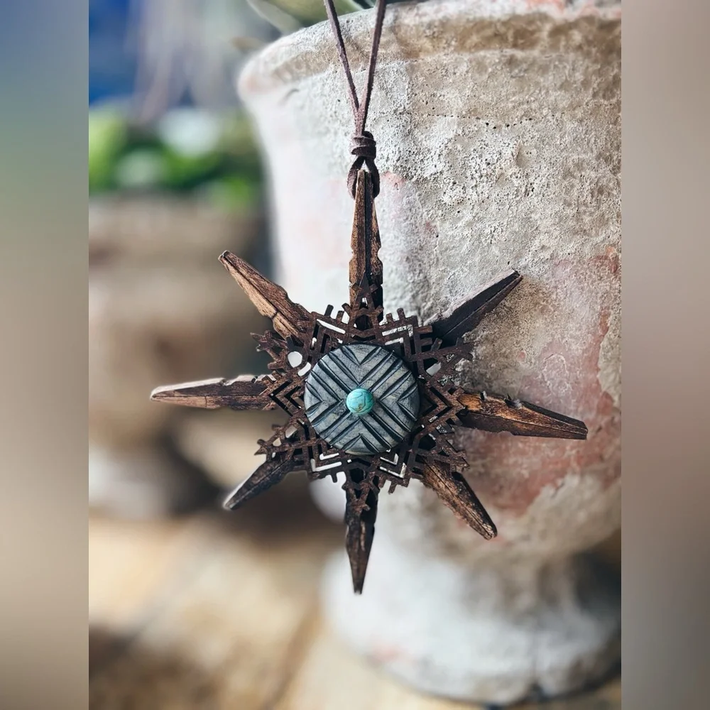 Ornaments / RUSTIC