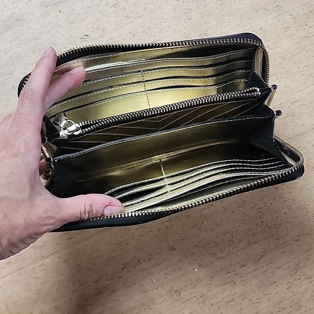 Victorias secret clutch