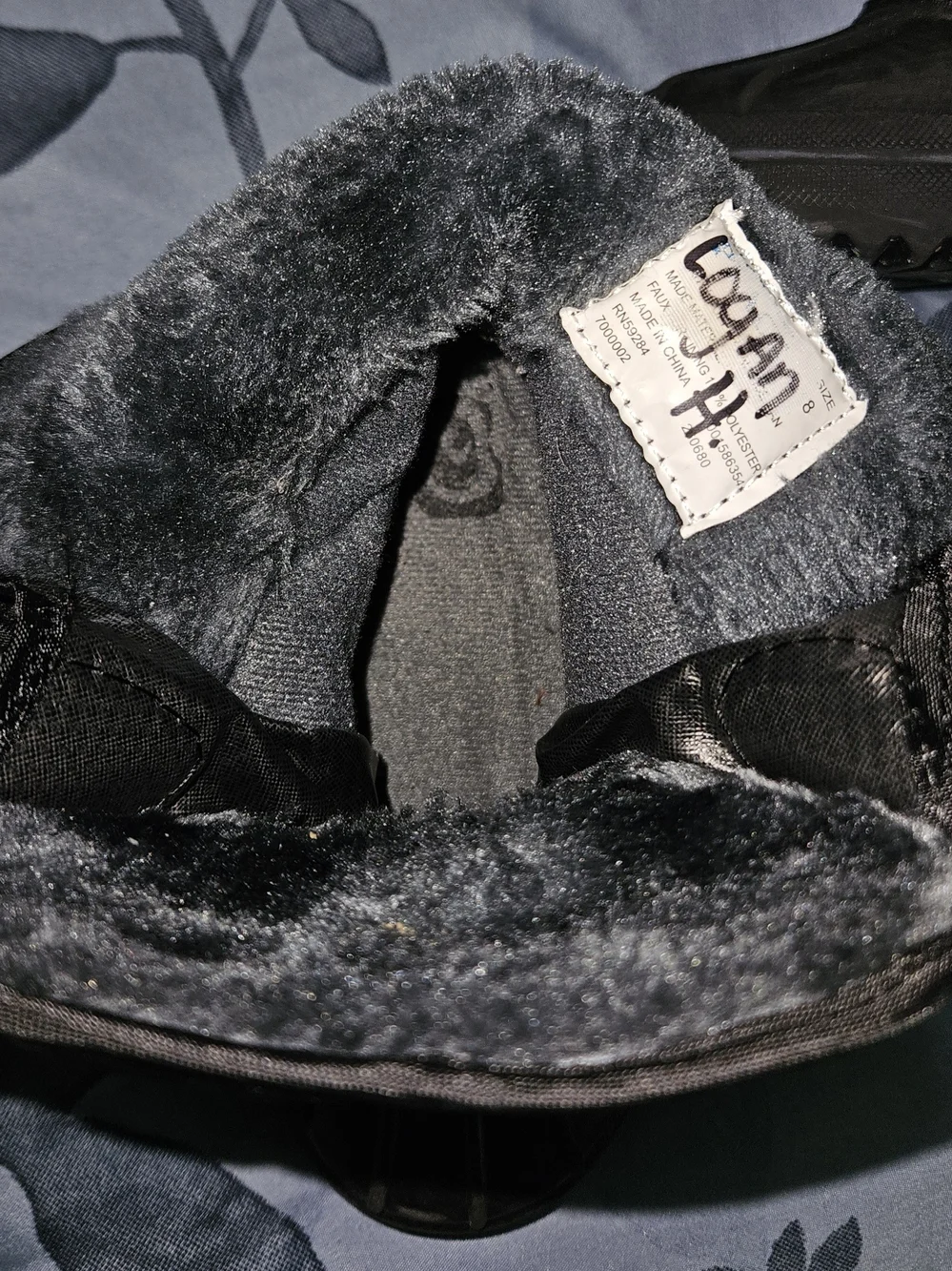 Children's Place Black Insulated Snow Boots Size 8