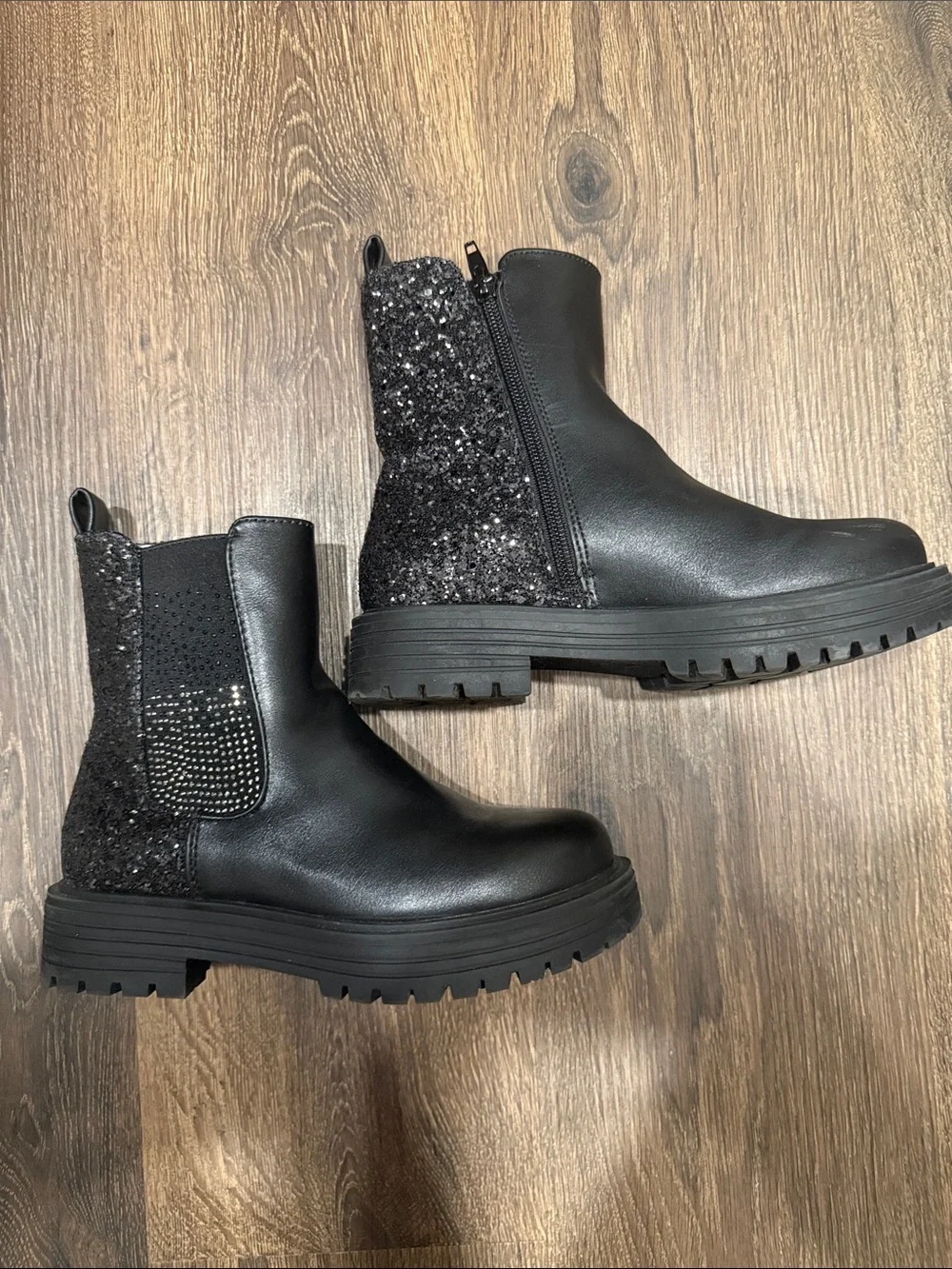 Kids' Black Chelsea-Style Leather Boots