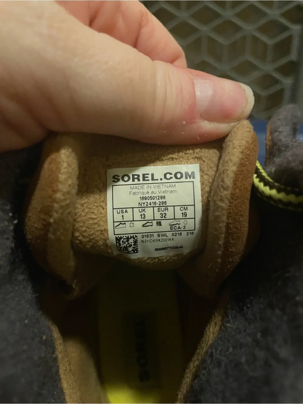 Sorel kids winter