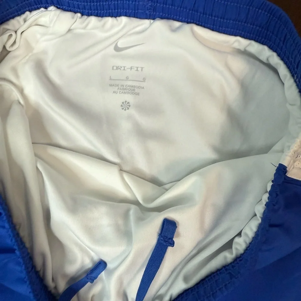 Nike perfect fabric wear