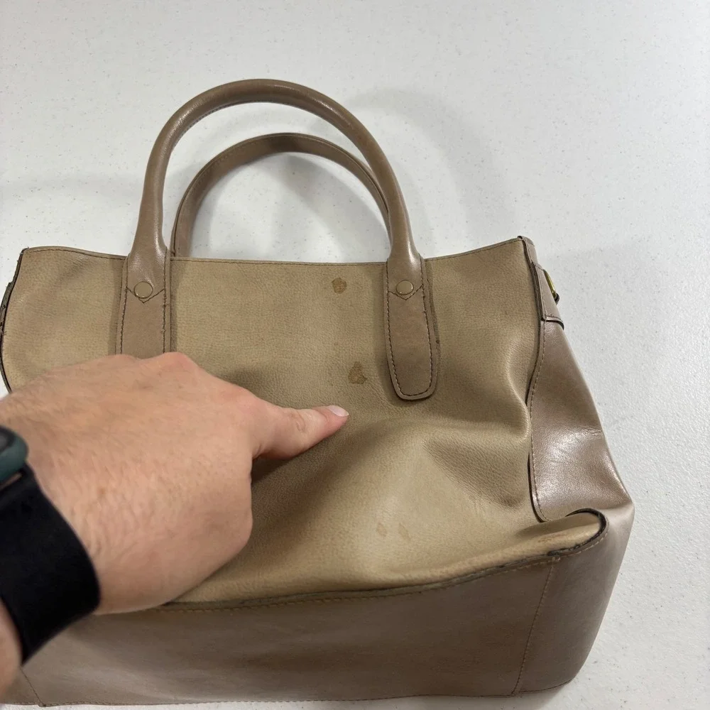 Liz Claiborne liz claiborne