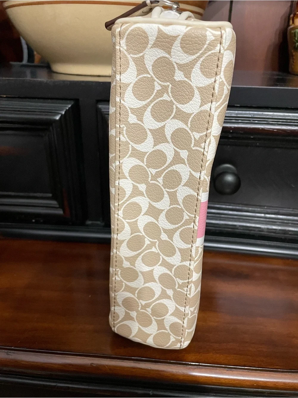 Coach monogram closure stripe