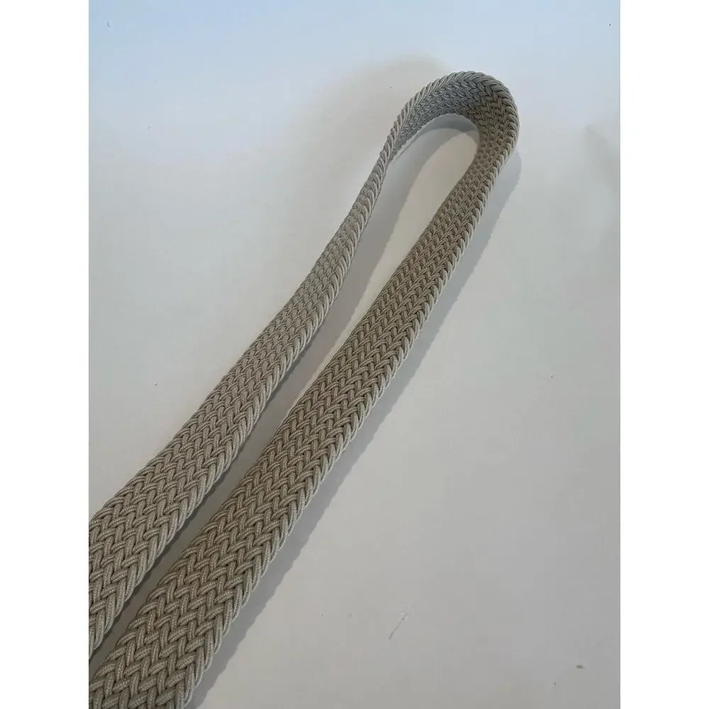 Unknown stretchy braided