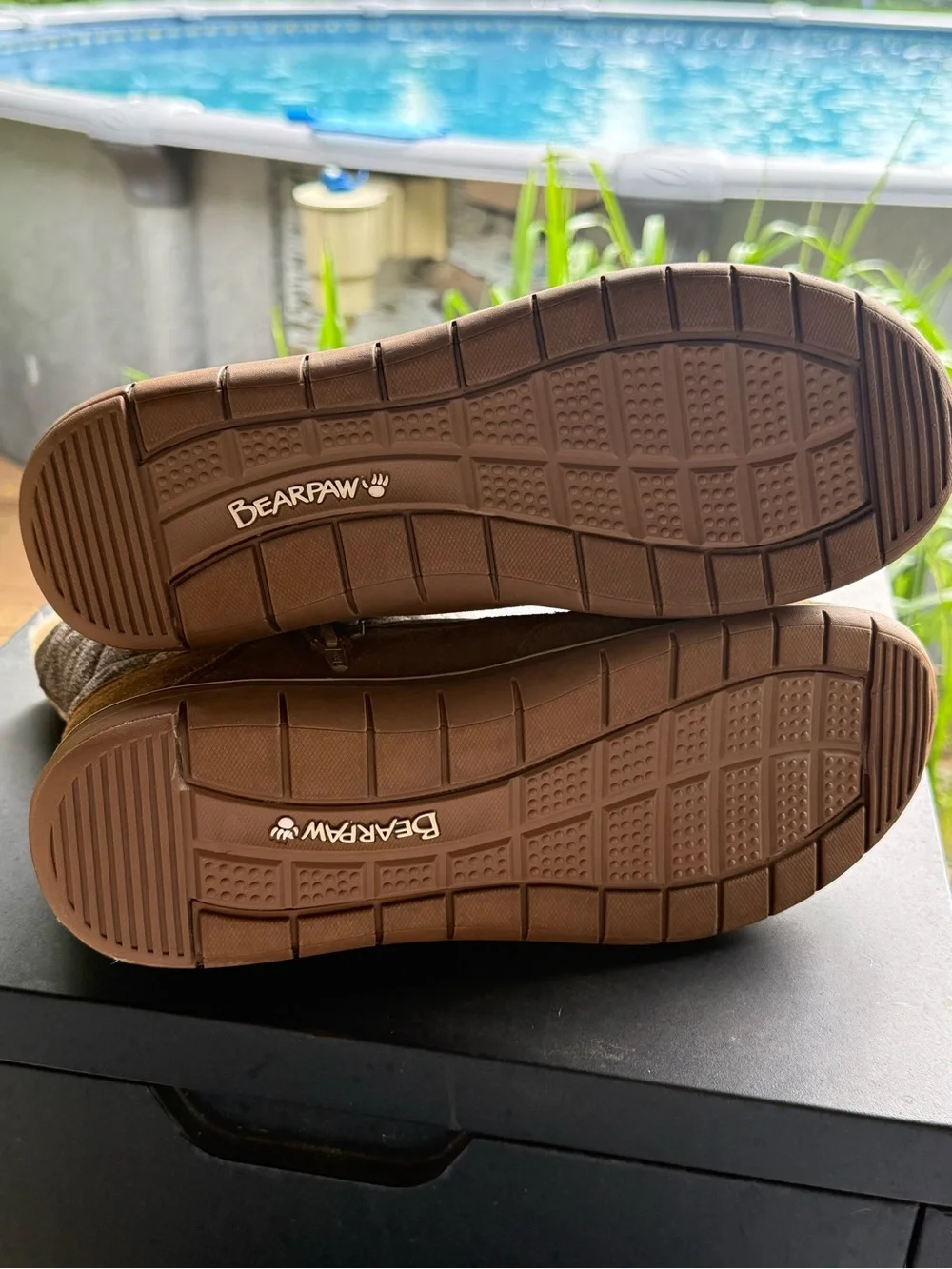 BearPaw winter boot