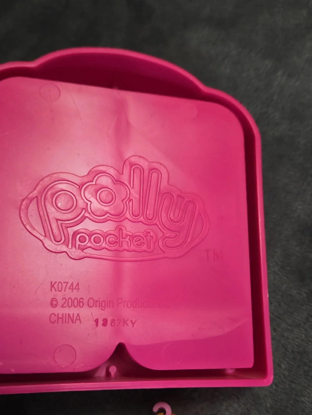 2006 Polly Pocket Pink Locker And Accessories
