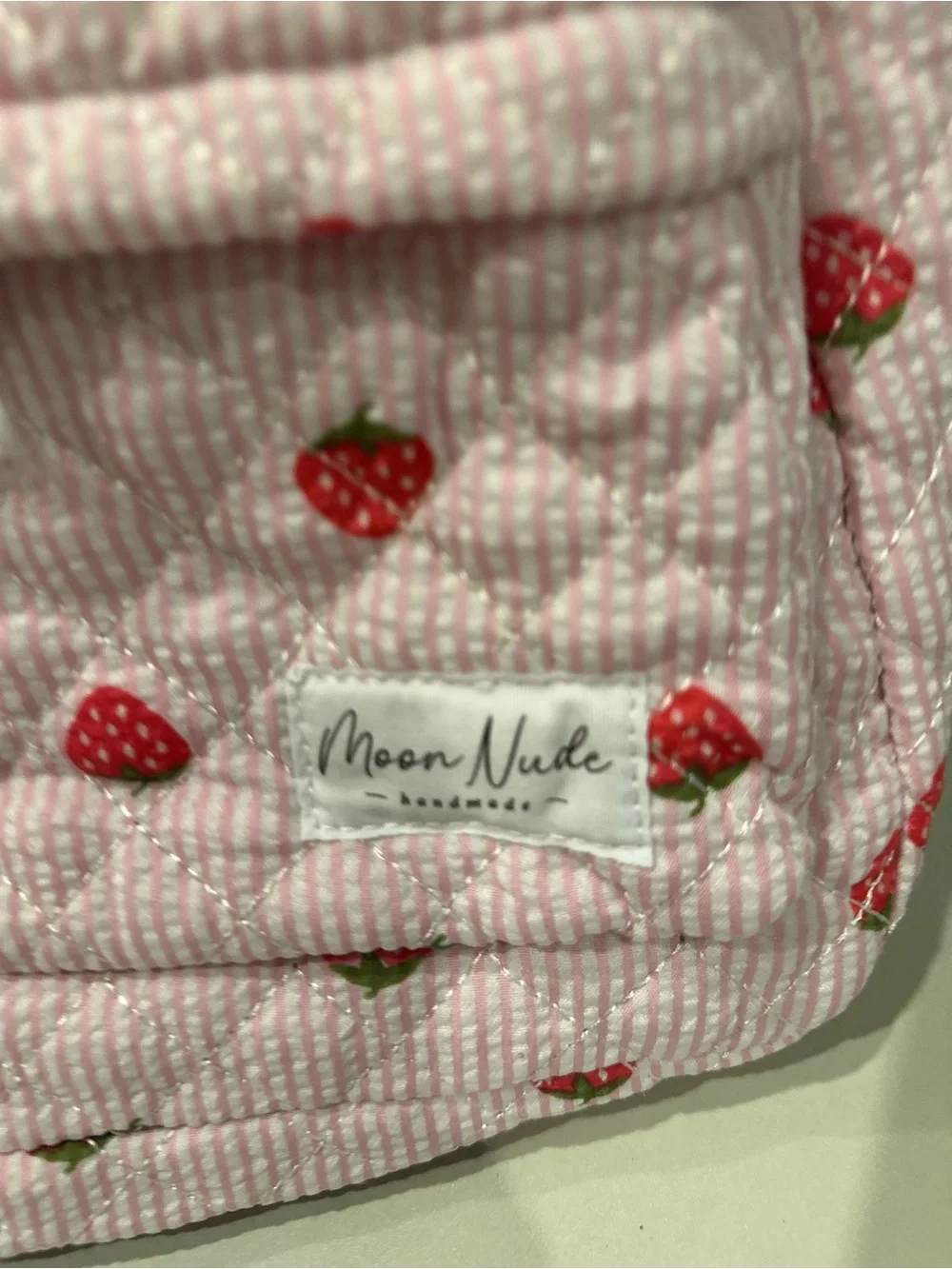 Moon Nude pink quilted