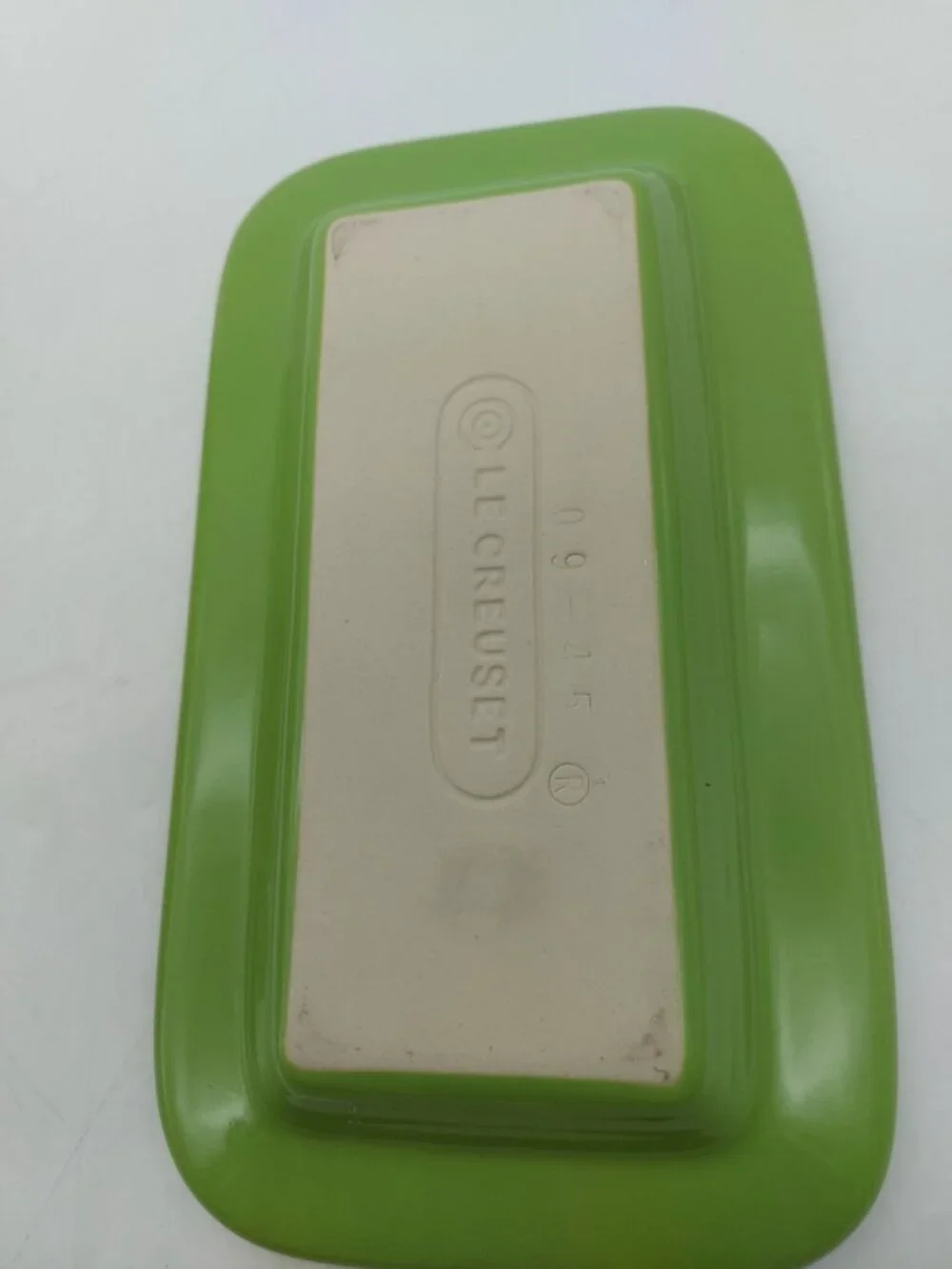 Le Creuset details or scratches