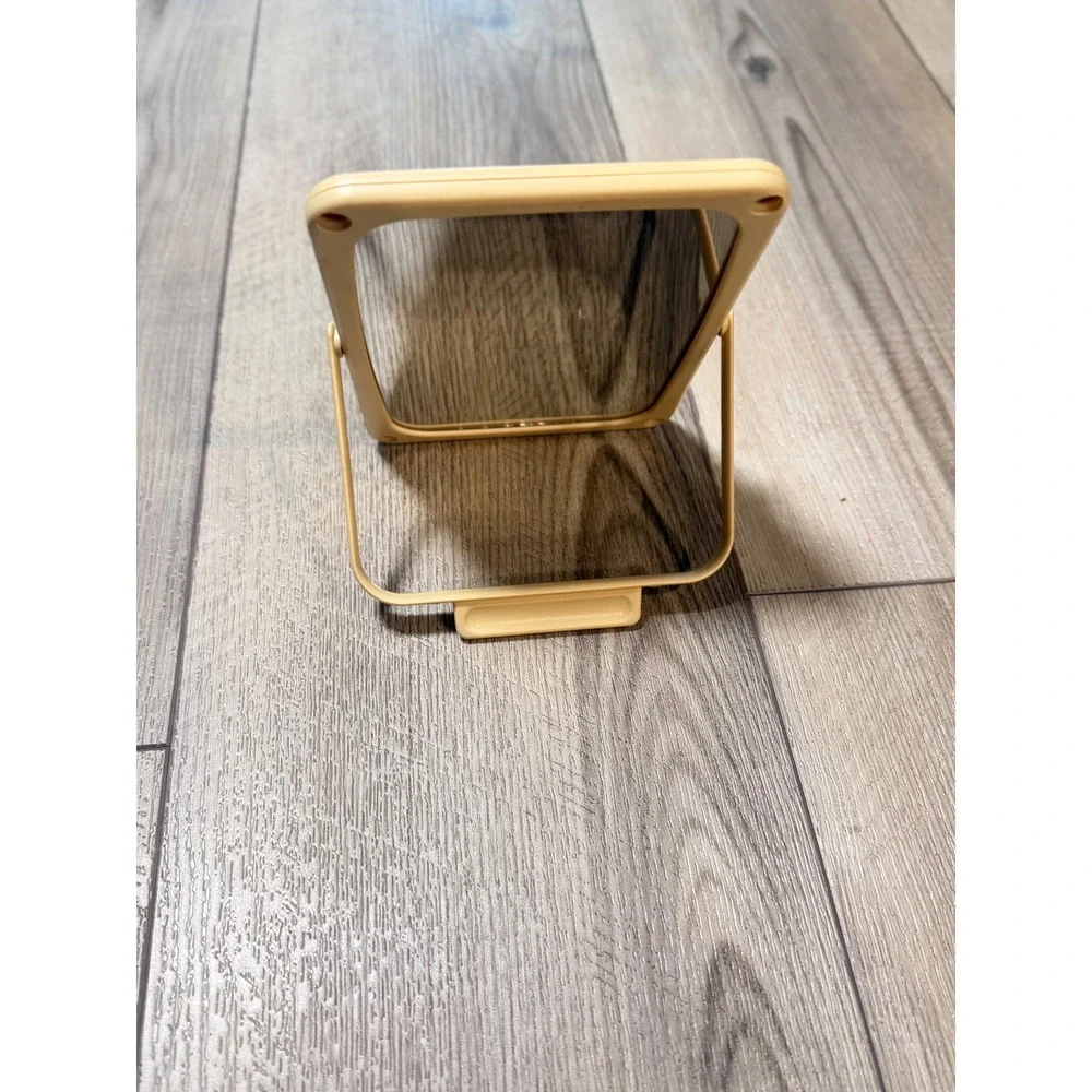 N/A vintage tabletop