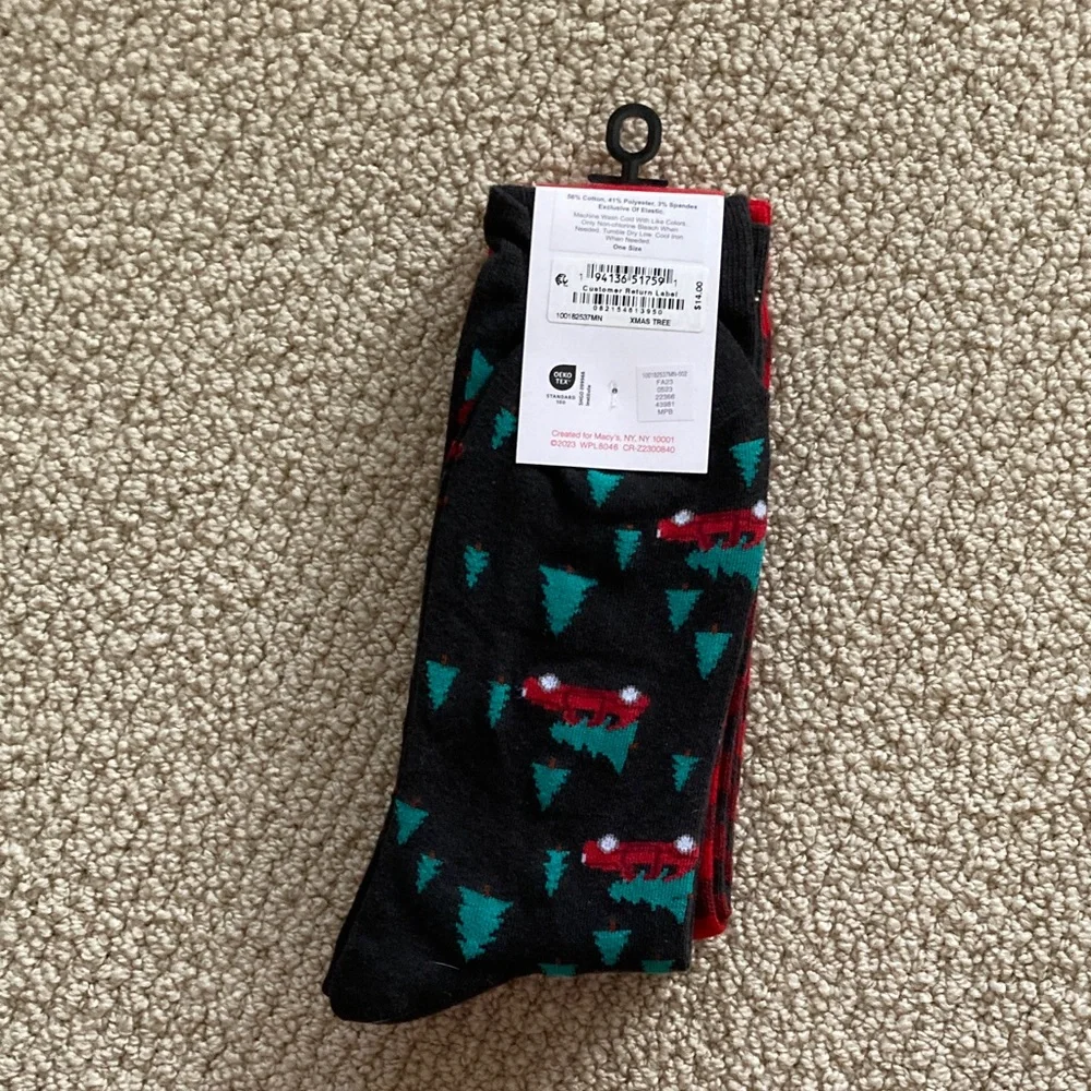 Club Room Christmas Themed Holiday Crew Socks 2 Pairs Men One Size