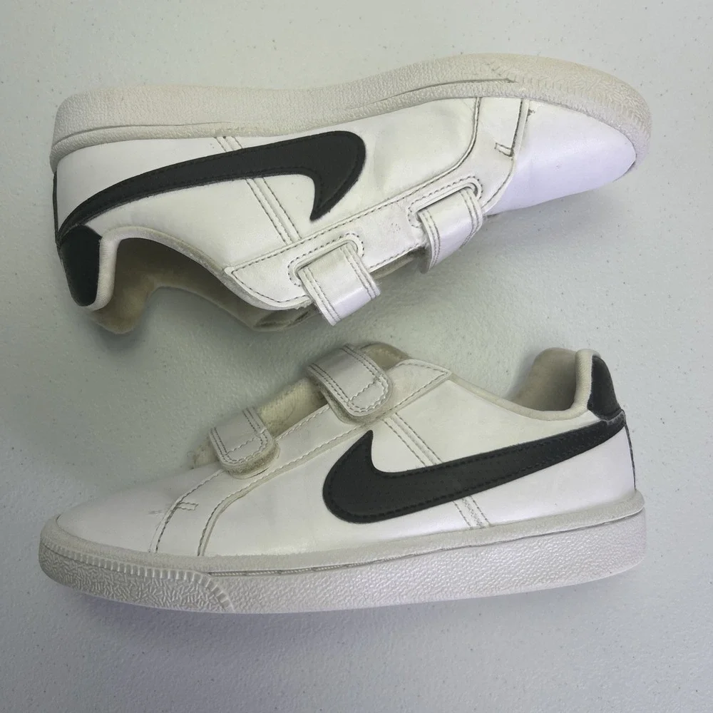 Nike Court Royale PSV Kids Sneakers White Black Hook Loop Straps Size 2Y