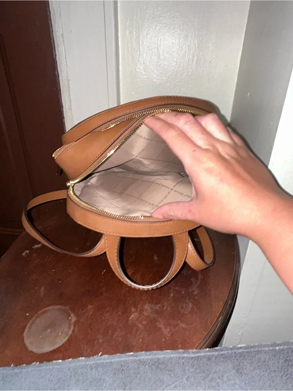 Michael Kors mk signature