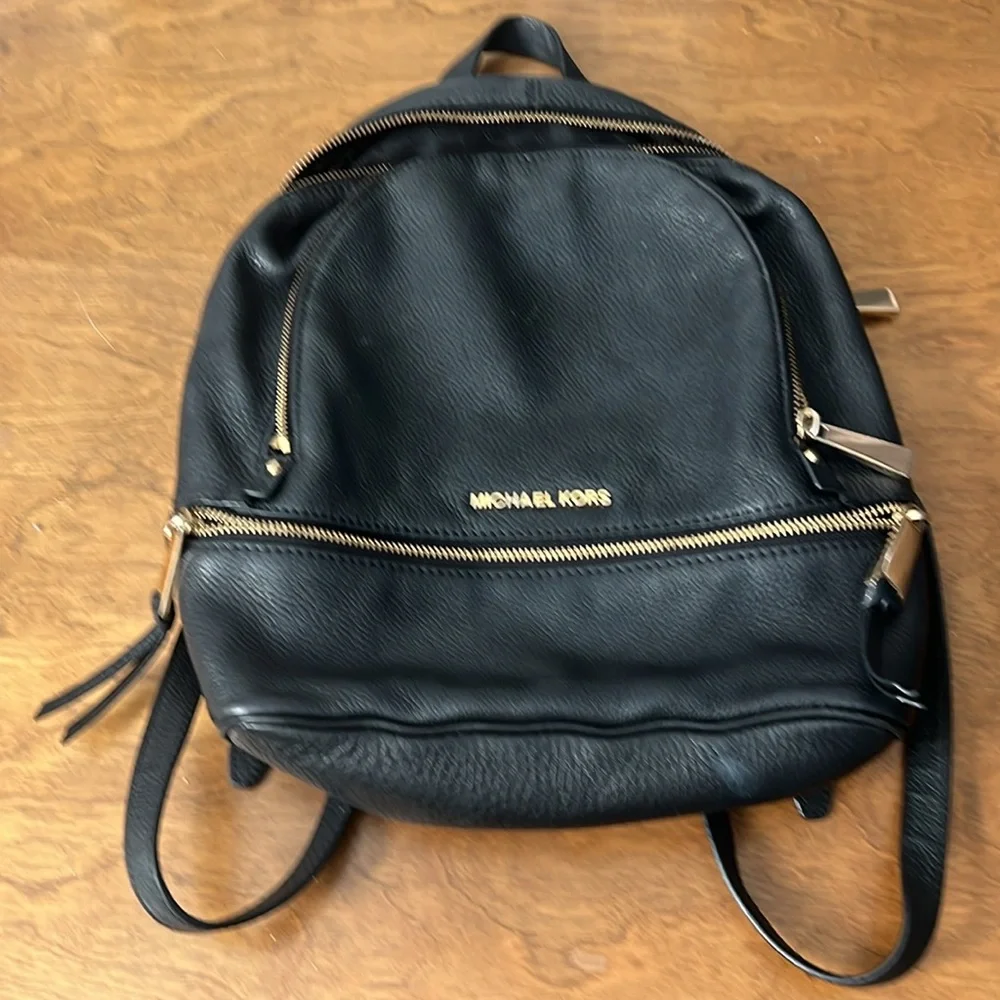 Michael Kors stylish black