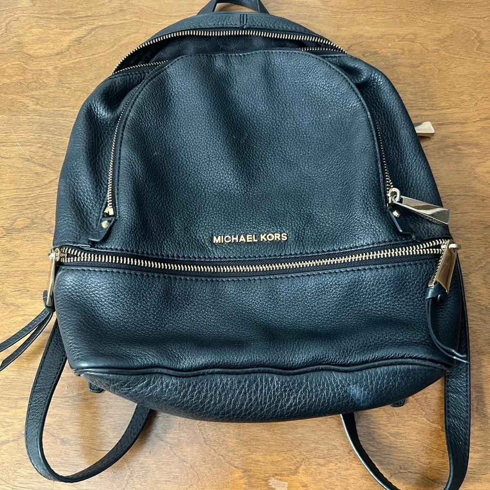 Michael Kors stylish black