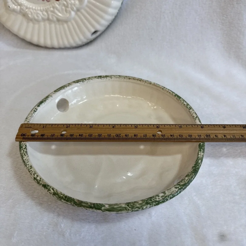 The Unbranded Brand vintage ceramic