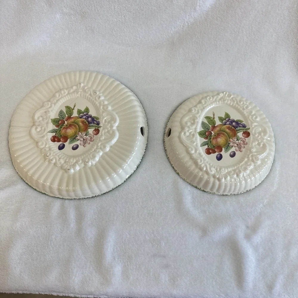 The Unbranded Brand vintage ceramic