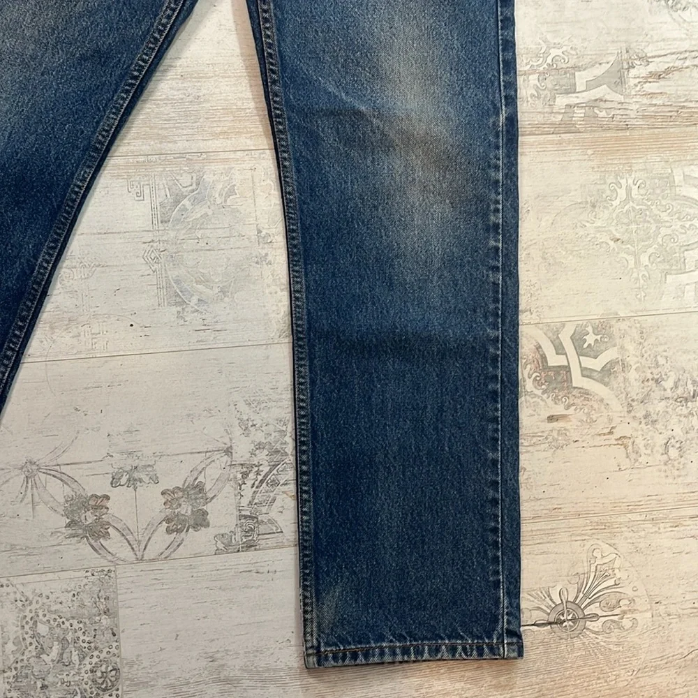 Levis excellent used