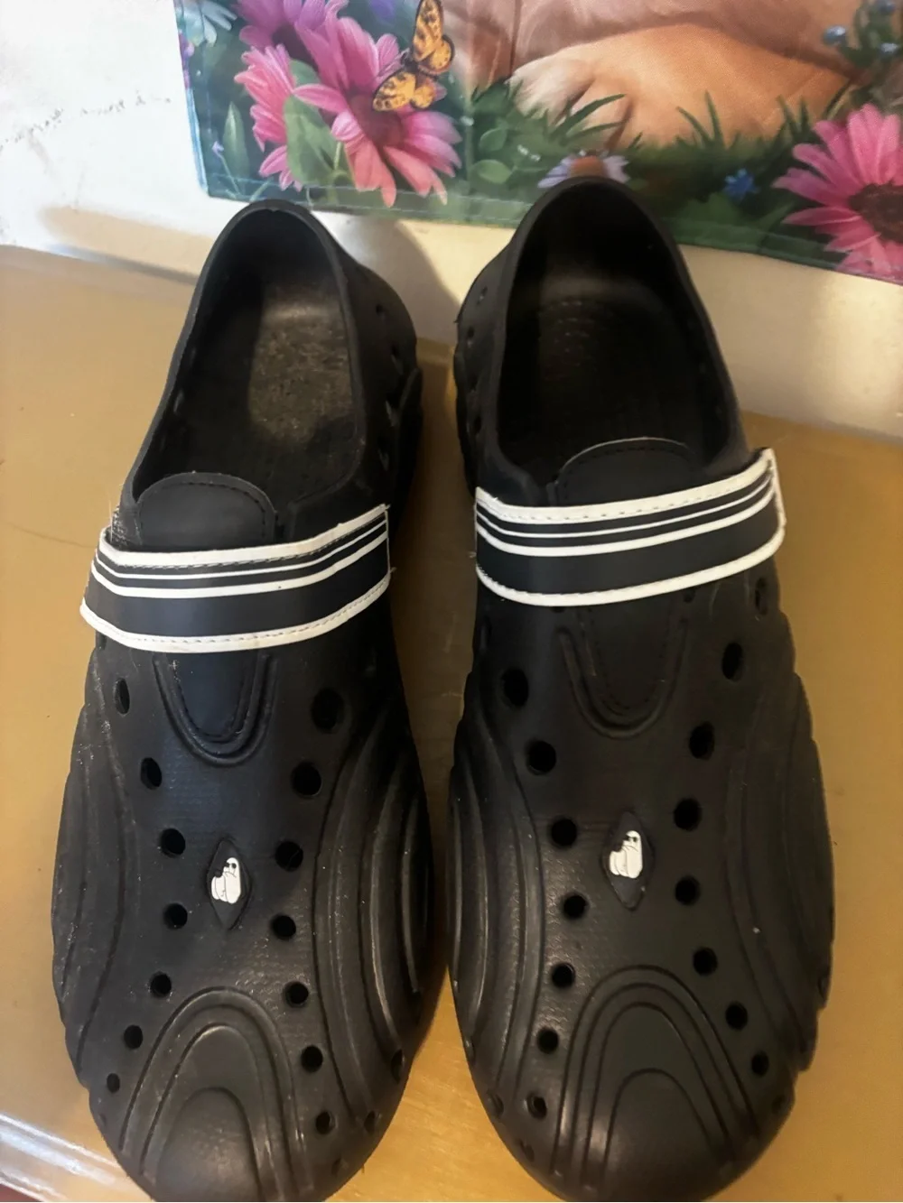 N/A comfortable men