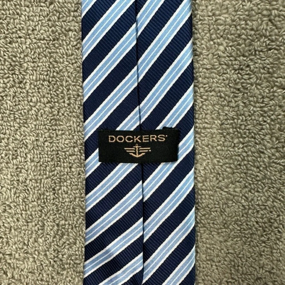 Dockers mens necktie