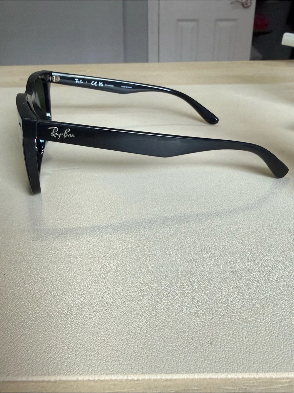 Ray-Ban glossy sunglasses reduced