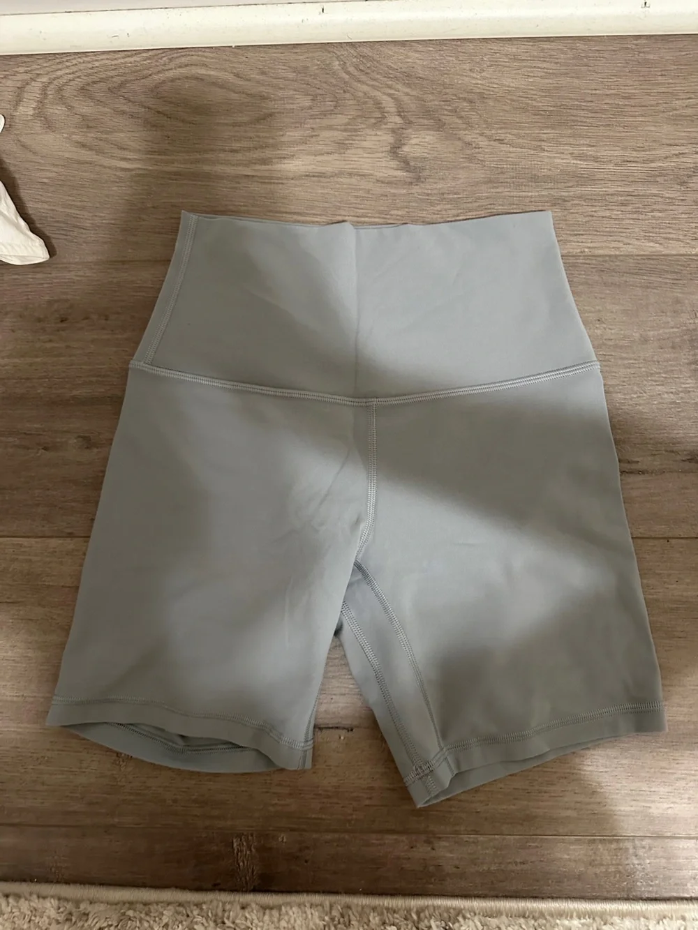 lululemon High-Rise Bike Shorts, Size 4