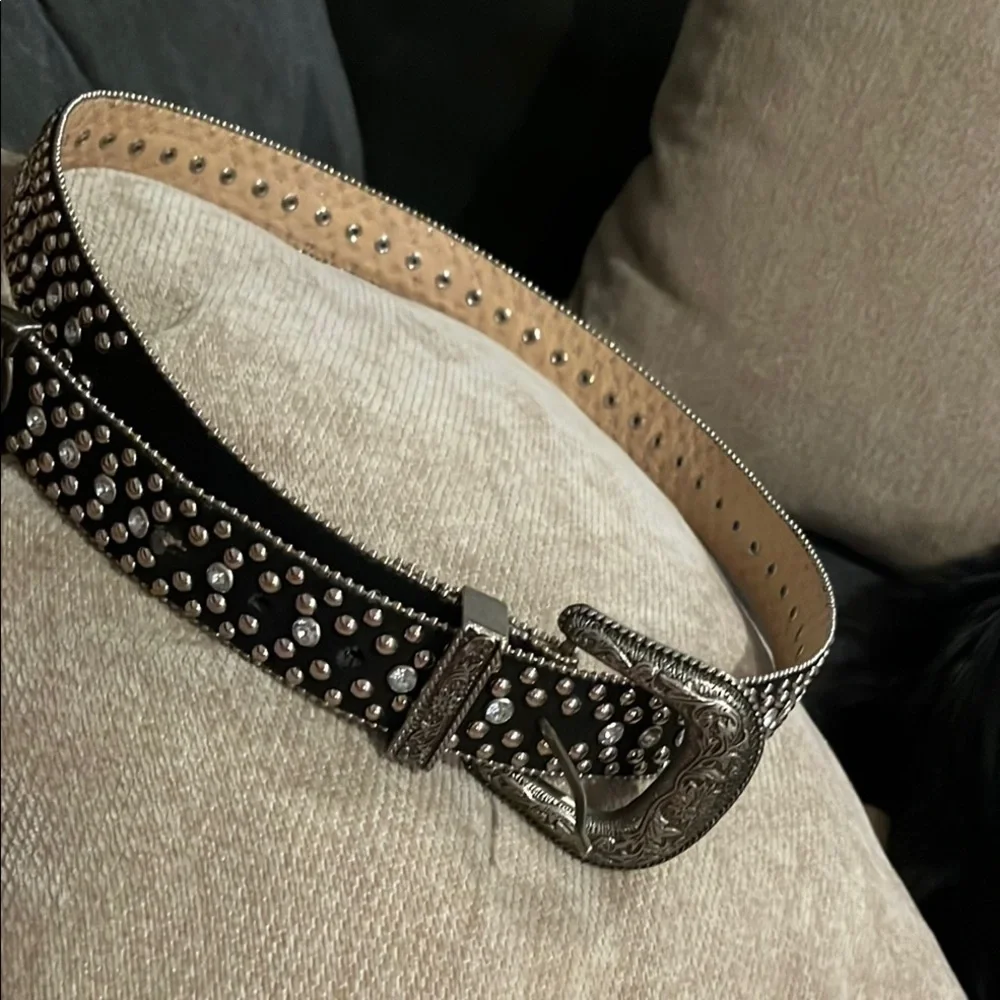 Guess large black
