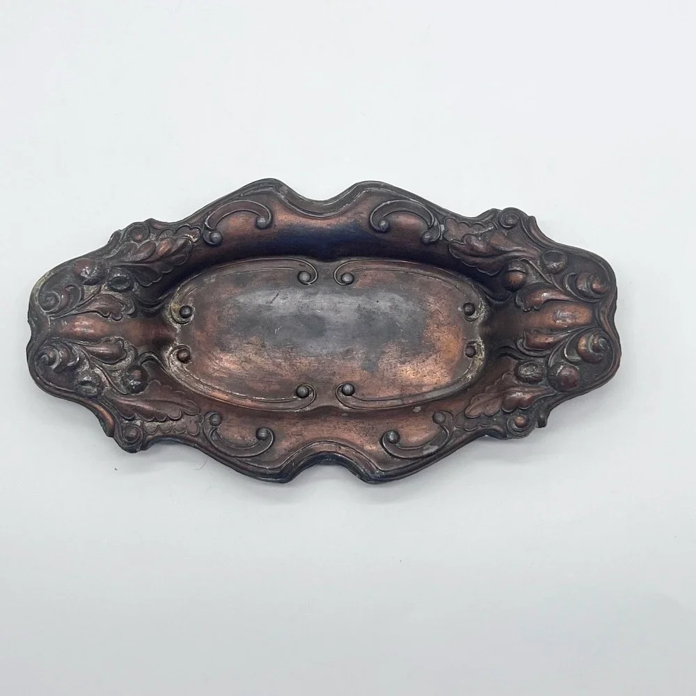 The Unbranded Brand vintage ornate