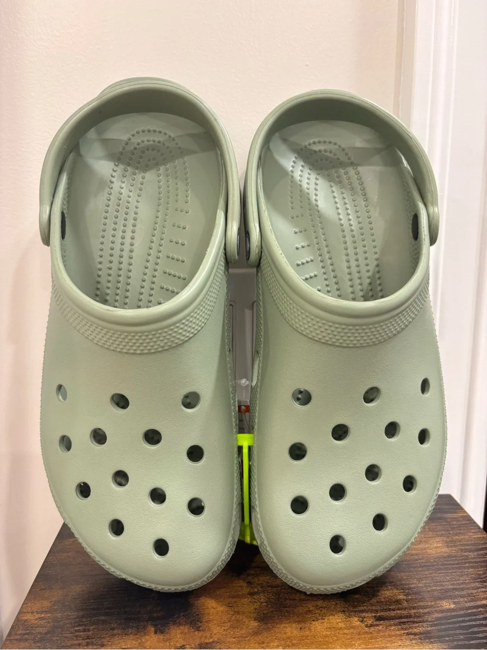 CROCS easy ventilation