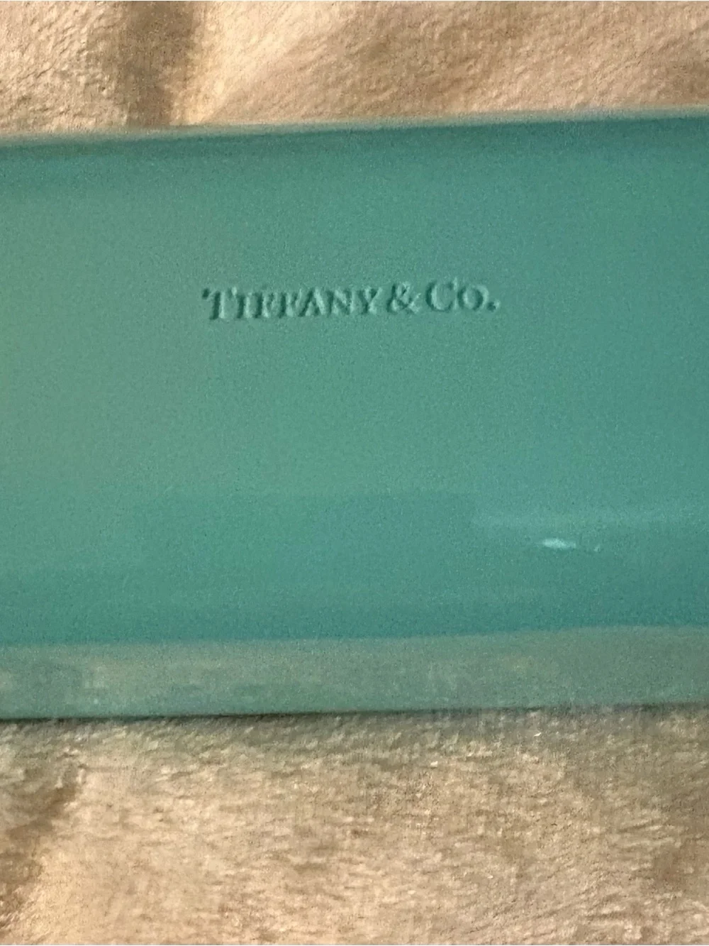 Tiffany & Co. comes perfect cloth