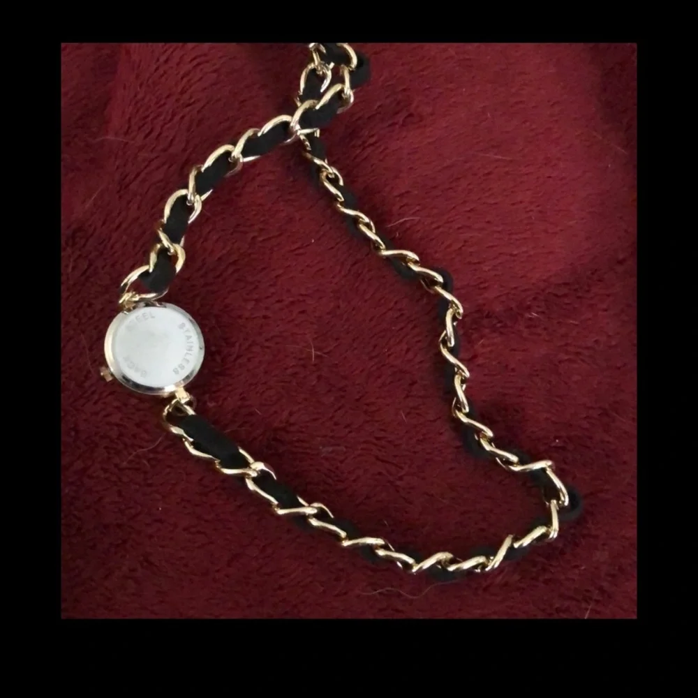 N/A quartz black
