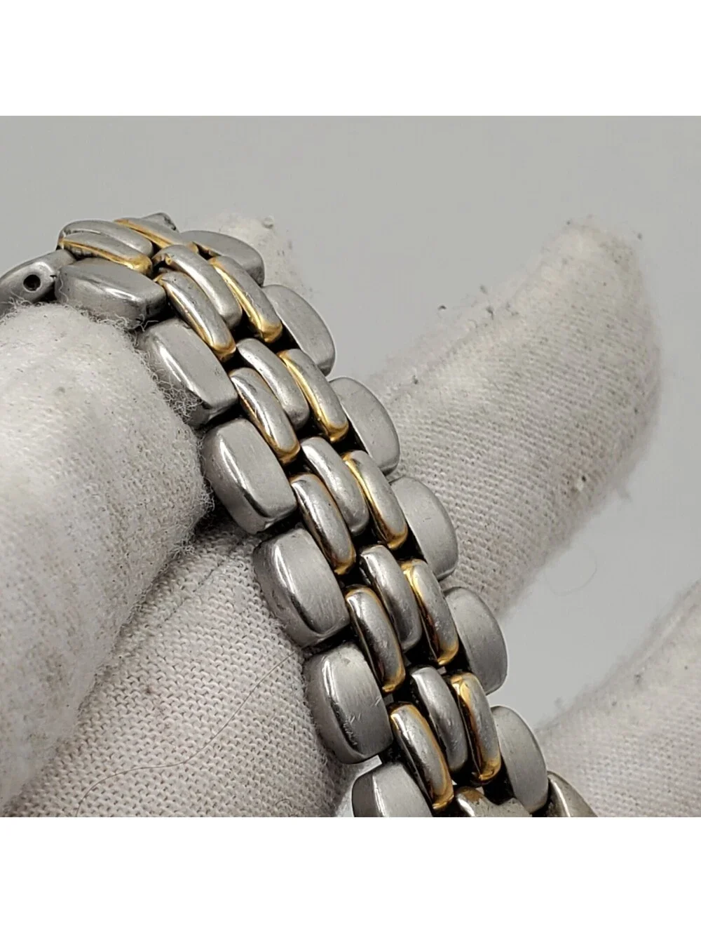 Fossil crystal does